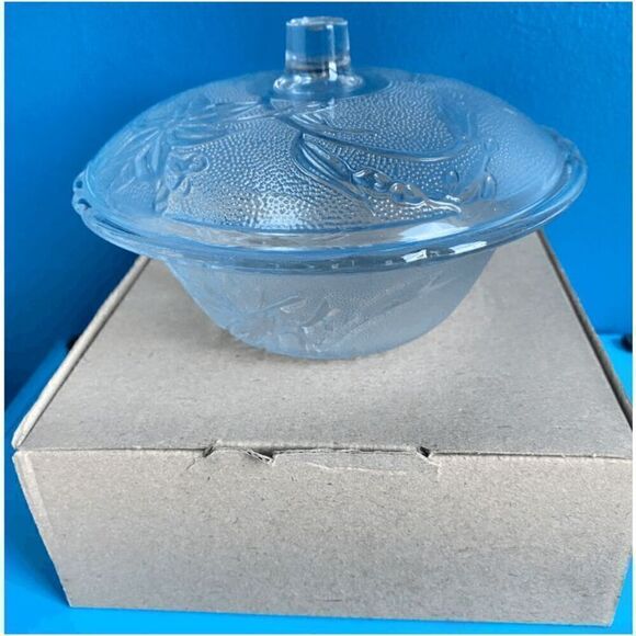 Clear Glass Candy Dish withy Lid - Picture 1 of 4